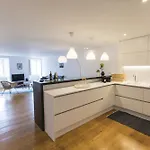 Lovely Duplex With Balcony Lisboa
