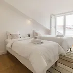 Lovely Duplex With Balcony Appartement Lisboa