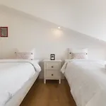 Appartement Lovely Duplex With Balcony *