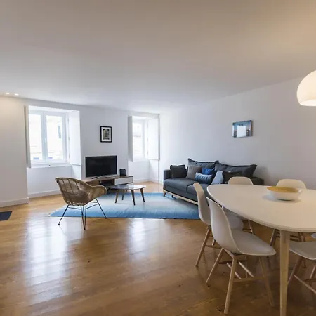 Lovely Duplex With Balcony *