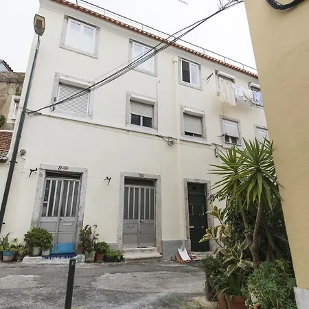 Bright Duplex With Private Terrace In Alcantara Daire Lisboa