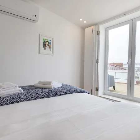 Bright Duplex With Private Terrace In Alcantara Daire *